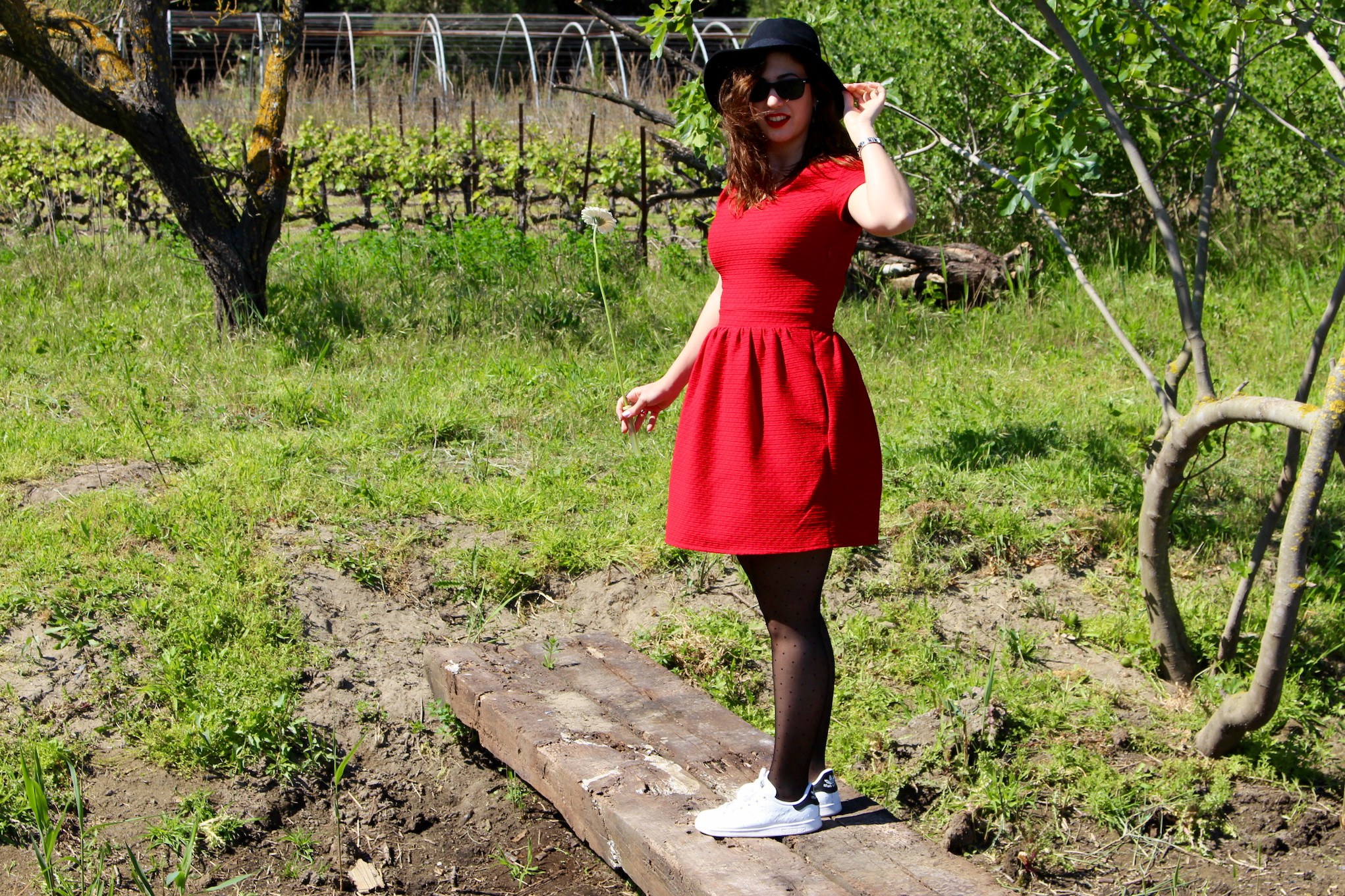 rouge et stan smith look_mademoiselle_e