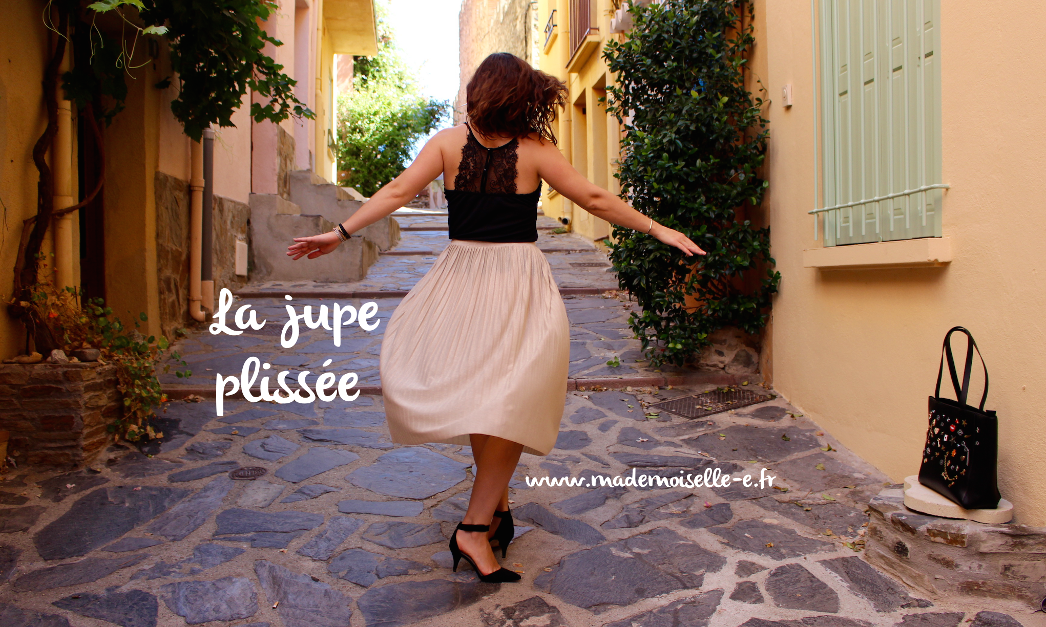Jupe plissée mademoiselle E – presentation