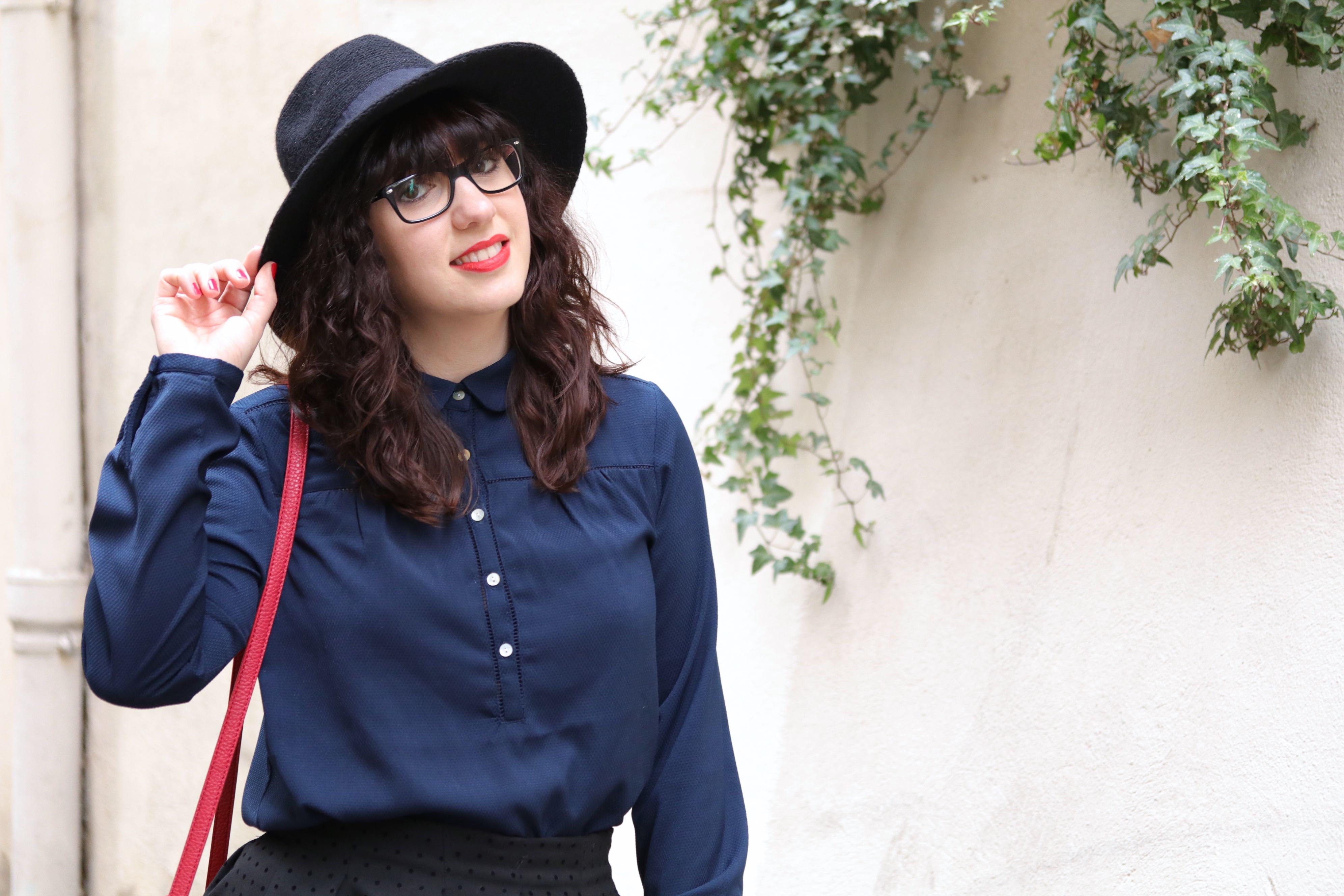 trench look portrait mademoiselle E