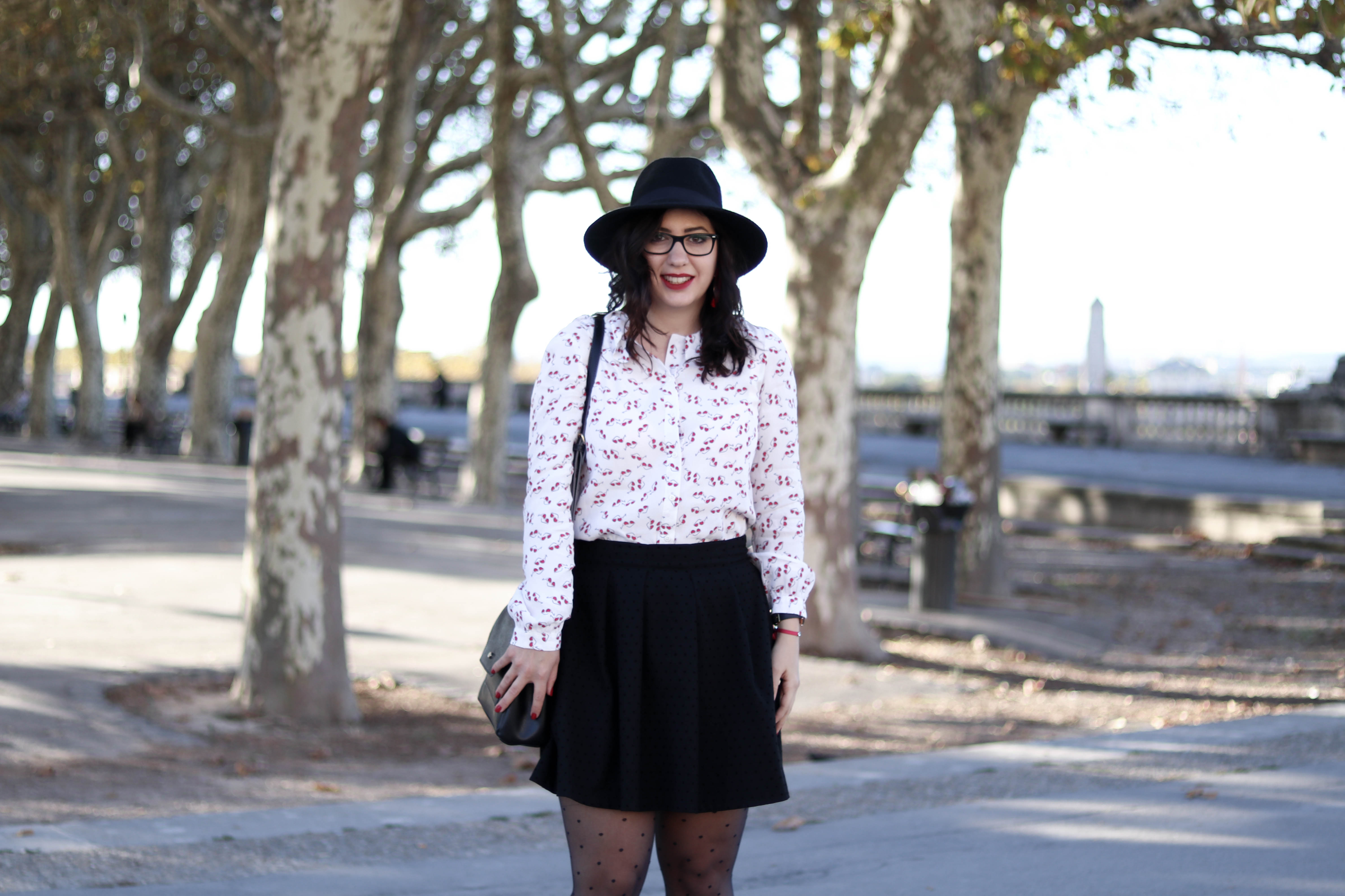 Trench rouge tendance 14 mademoiselle-e