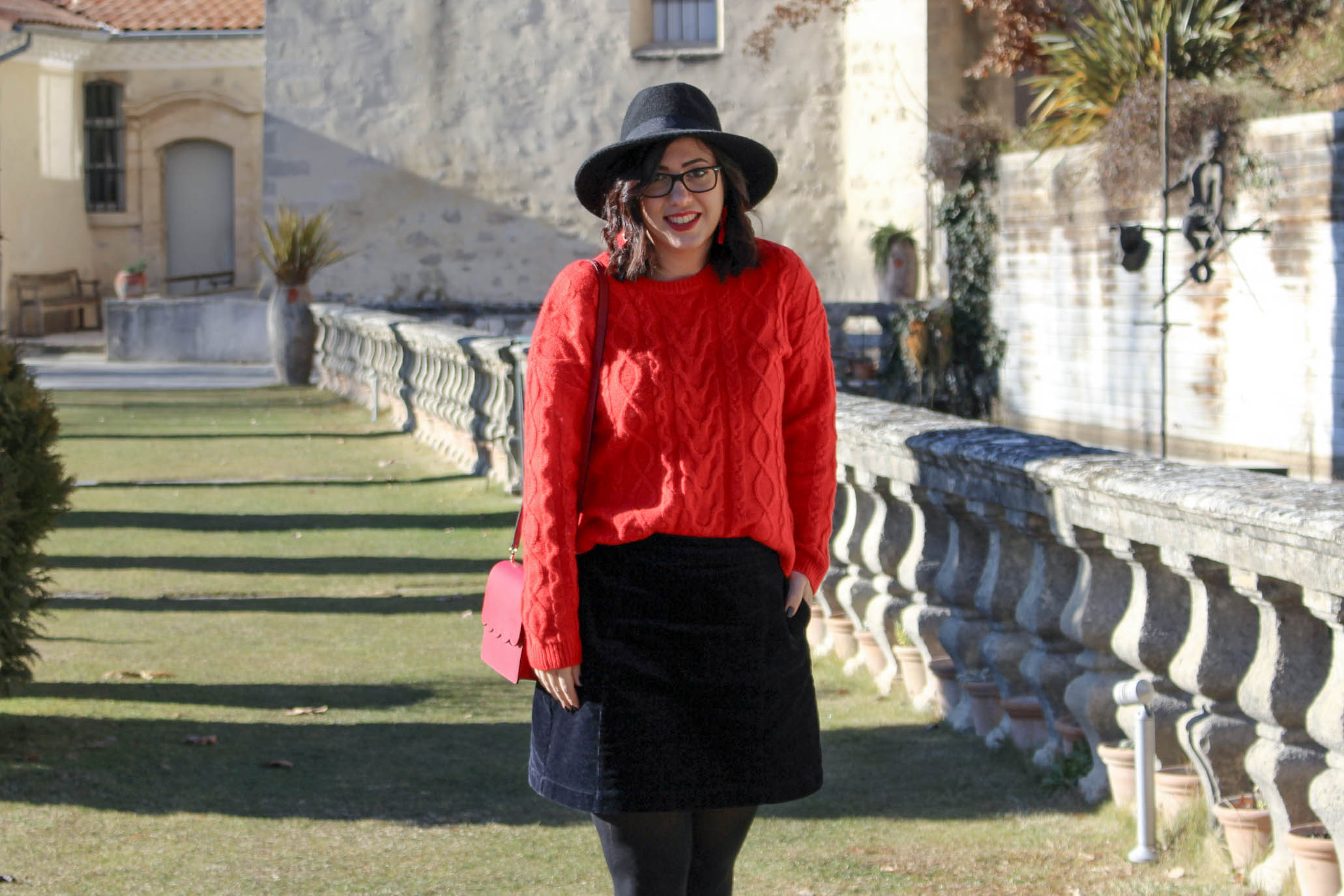 pull rouge torsade pimkie solde look hiver 10 mademoiselle e