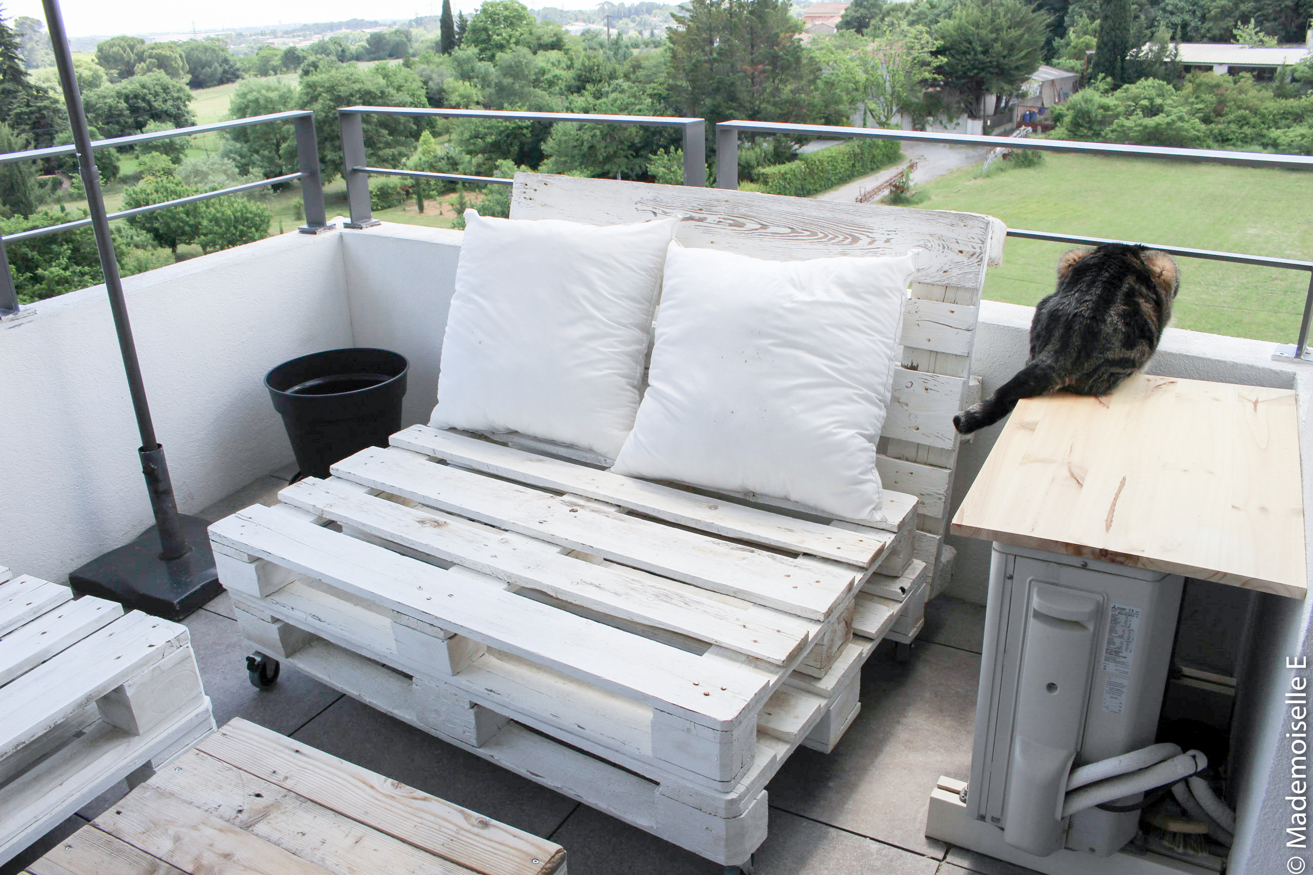 je décore ma terrasse pour l’été avant 4 mademoiselle-e