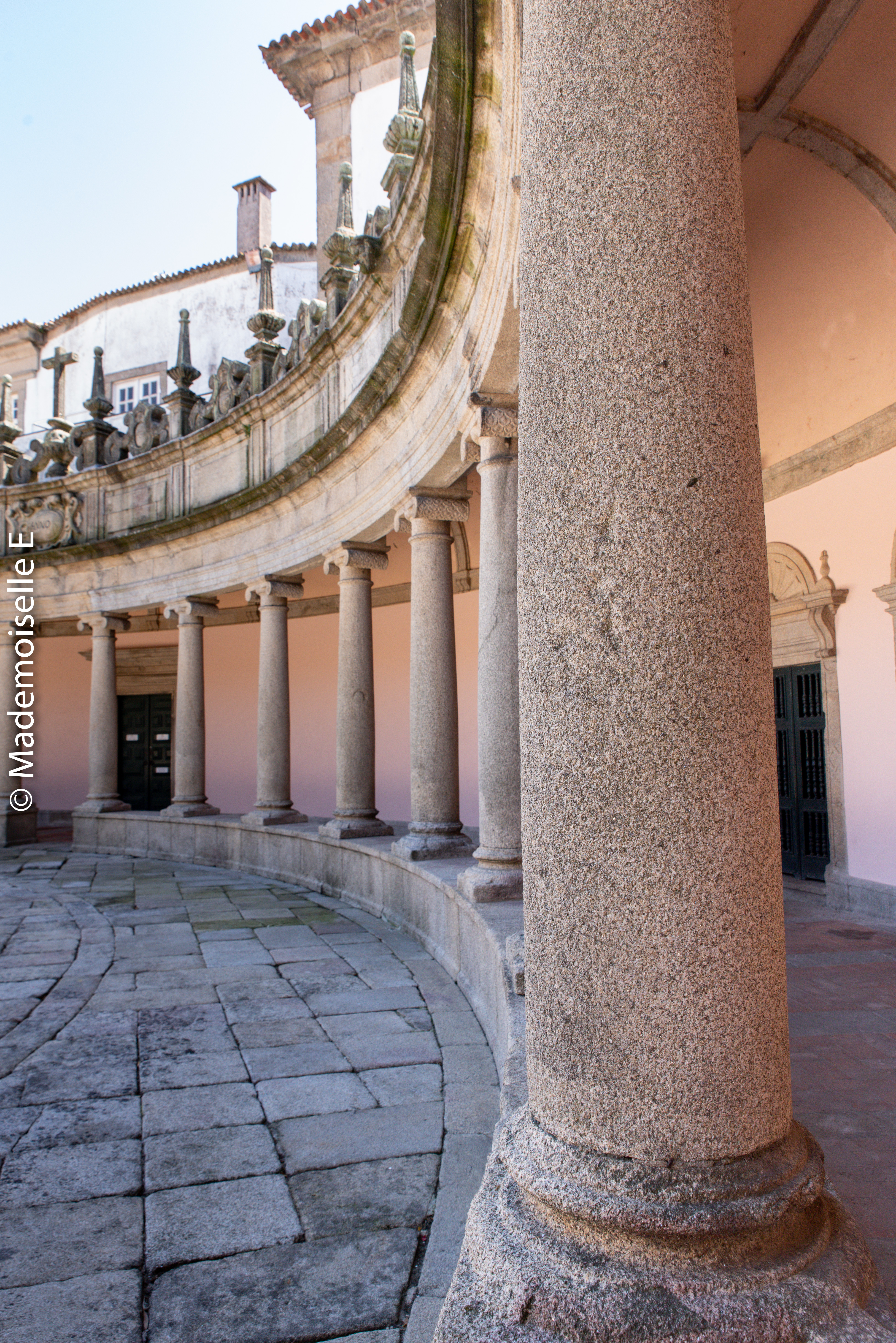 city_guide_Mosteiro_da_Serra_do_Pilar_mademoiselle-e